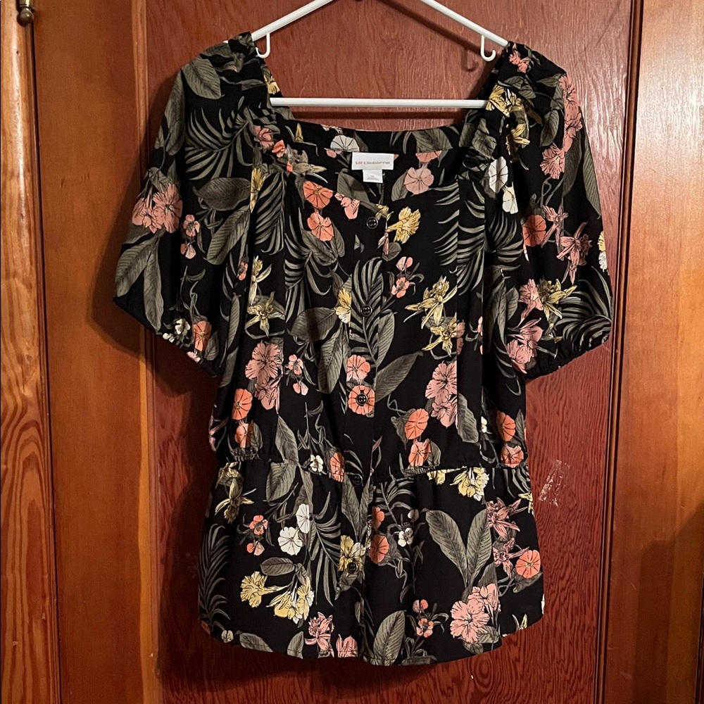 Liz Claiborne Black Floral Blouse